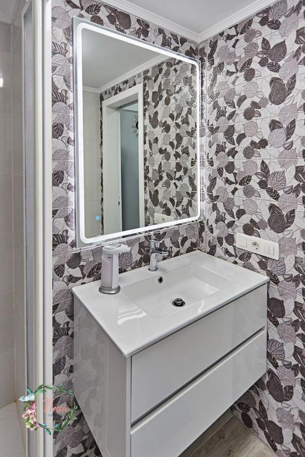 Апартаменти Parrot'S House- Yumbo Center Плайя-дель-Інглес Екстер'єр фото